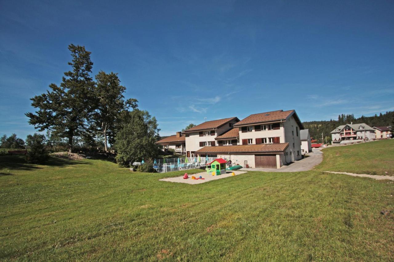 Village De Vacances Les Chevreuils Bellefontaine  ภายนอก รูปภาพ